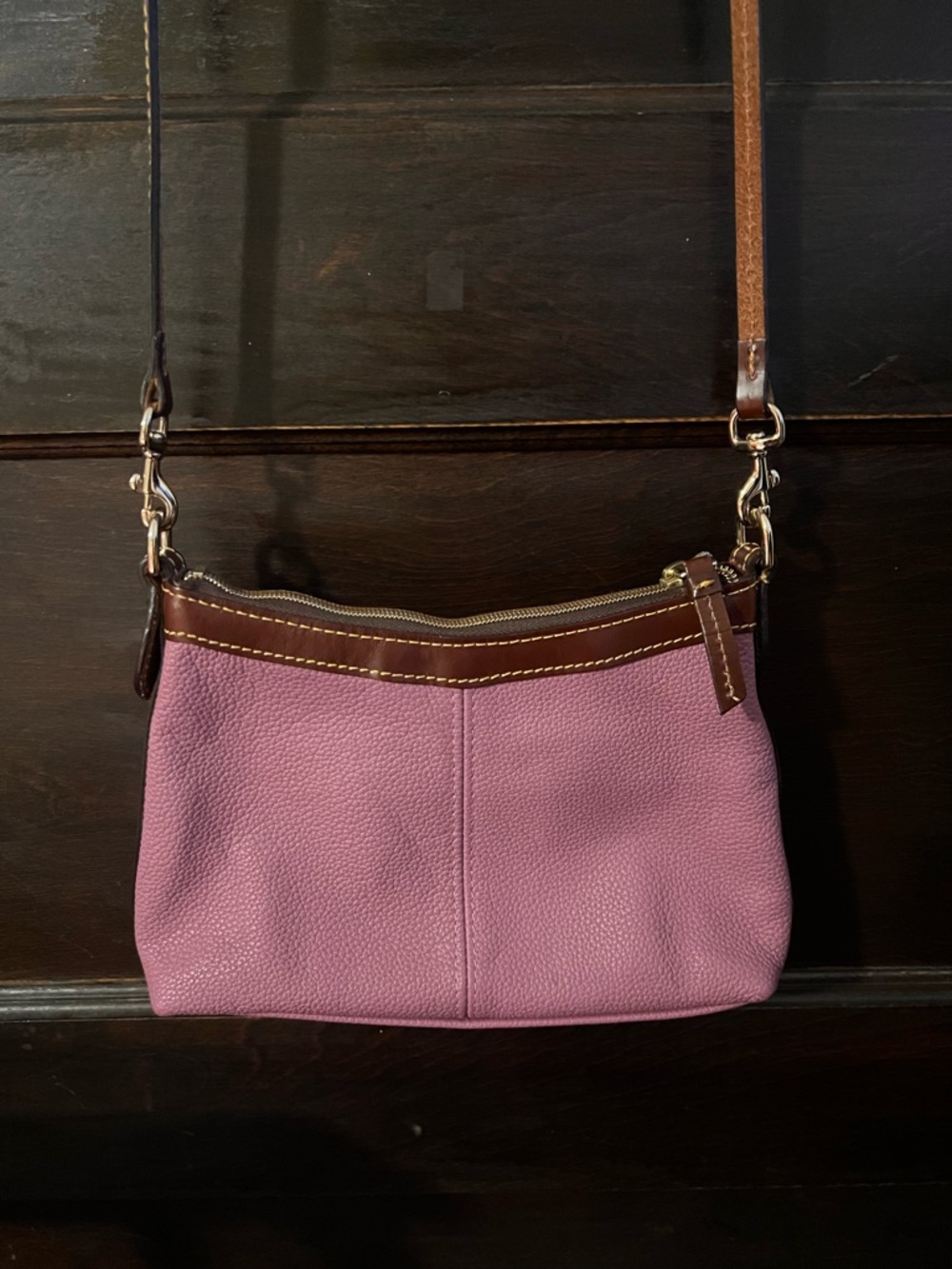 Dooney & Bourke Mauve Pebbled Leather Crossbody with Brown Trim - Picture 2 of 5